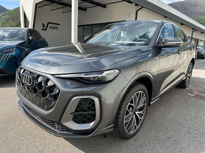 Nuova Audi Q5 Sportback S-Line 204 CV (150 kW) 2025 Grigio daytona perla SUV