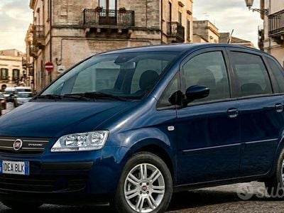 Usata Fiat Idea 70 CV (51 kW) 2006 Blu Monovolume