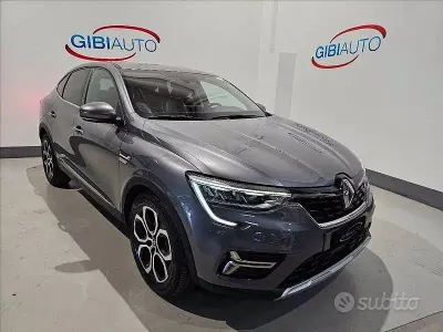 Usata Renault Arkana 94 CV (69 kW) 2021 Grigio SUV