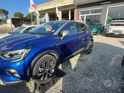 Usado Renault Captur Techno 91 CV (66 kW) 2024 Azul SUV