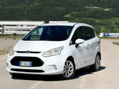 Usata Ford B-MAX Titanium 75 CV (55 kW) 2014 Bianco Monovolume