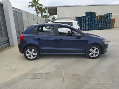 Usata VW Polo 75 CV (55 kW) 2011 Blu Utilitaria