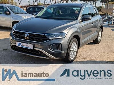 Usata VW T-Roc 150 CV (110 kW) 2023 Grigio SUV