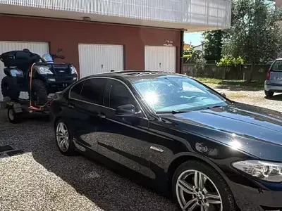 Usata BMW 530 245 CV (180 kW) 2010 Nero Berlina