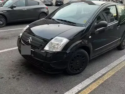 Usata Citroën C2 60 CV (44 kW) 2008 Nero Utilitaria