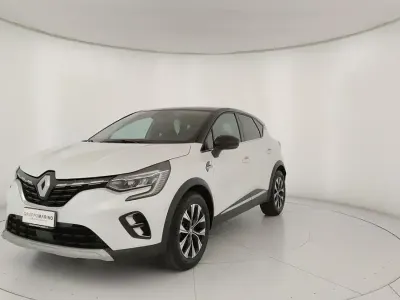 Usata Renault Captur Techno 145 CV (106 kW) 2023 Bianco SUV