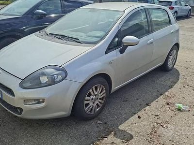 Usata Fiat Punto 75 CV (55 kW) 2013 Utilitaria