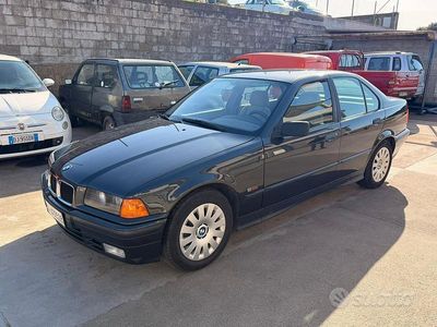 Usata BMW 320 150 CV (110 kW) 1992 Nero Berlina
