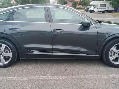 Usata Audi Q8 e-tron 250 kW (340 CV) 2023 Grigio SUV