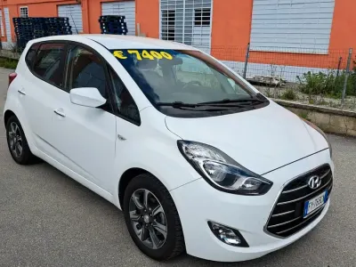 Usata Hyundai i20 125 CV (91 kW) 2019 Bianco Utilitaria