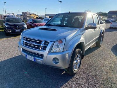 Usata Isuzu D-Max 163 CV (119 kW) 2010 Argento Pick-up