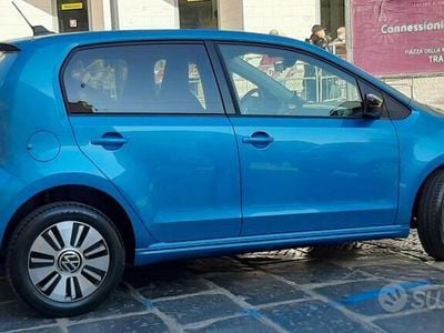 Usata VW e-up! 61 kW (83 CV) 2020 Blu/azzurro Utilitaria