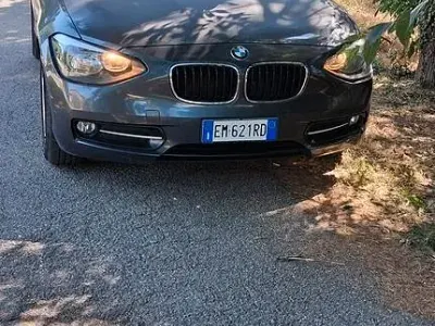 Usata BMW 116 116 CV (85 kW) 2012 Grigio Utilitaria