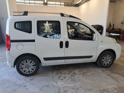 Begagnad Fiat Qubo Trekking 77 HK (56 kW) 2013 Vit Minibuss