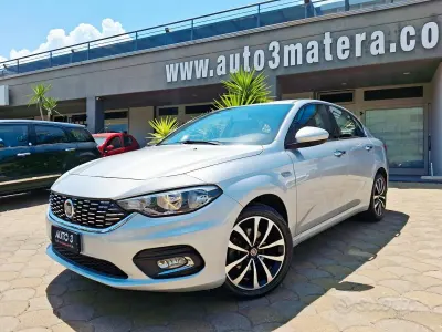 Usata Fiat Tipo Lounge 95 CV (69 kW) 2017 Grigio Berlina