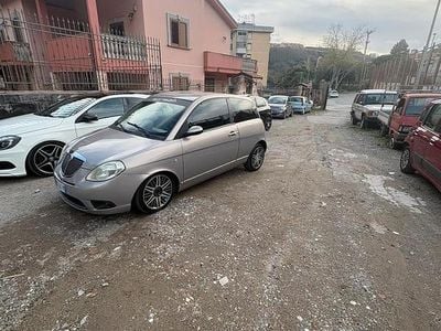 Usata Lancia Ypsilon 75 CV (55 kW) 2008 Utilitaria