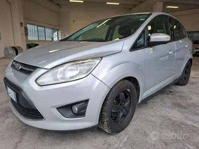 Käytetty Ford C-MAX 116 HP (85 kW) 2014 Harmaa Tila-auto