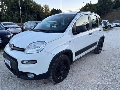 Occasion Fiat Panda 4x4 S 95 ch (69 kW) 2017 Blanc Citadine