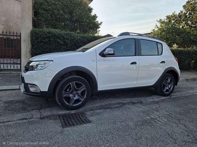 Usata Dacia Sandero Stepway 90 CV (66 kW) 2018 Bianco Berlina