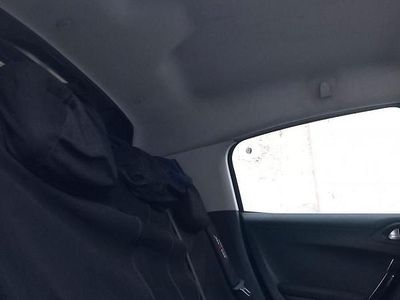 Usata Peugeot 208 2016 Nero Utilitaria
