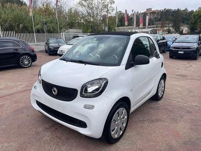 Bianco Usata 2017 Smart ForTwo Coupé Utilitaria | 12.000 € (Buon prezzo)