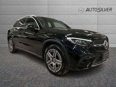 Nero / pastello Usata 2023 Mercedes GLC220 Advanced SUV | 47.500 € (Buon prezzo)
