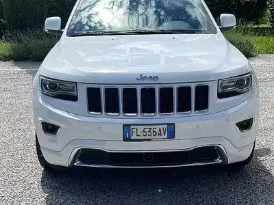 Usata Jeep Grand Cherokee Overland 286 CV (210 kW) 2016 Bianco SUV