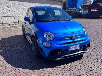 Usata Abarth 695 179 CV (131 kW) 2023 Blu/azzurro Utilitaria