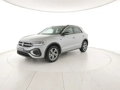 Usata VW T-Roc R-line 110 CV (80 kW) 2023 Pyrit silver metallizzato nero SUV