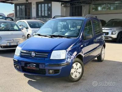 Usata Fiat Panda Dynamic 69 CV (50 kW) 2009 Blu Utilitaria