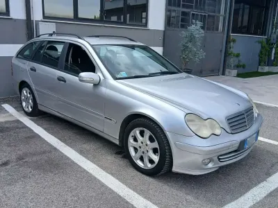 Usata Mercedes C220 Classic 143 CV (105 kW) 2004 Other Station wagon