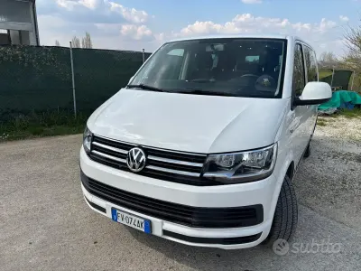 Usata VW Caravelle 150 CV (110 kW) 2019 Bianco Furgone