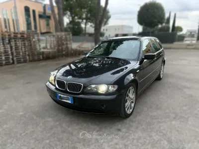 Usata BMW 330 205 CV (150 kW) 2005 Nero Station wagon