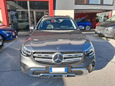 Begagnad Mercedes GLC220 194 HK (142 kW) 2021 Grå SUV