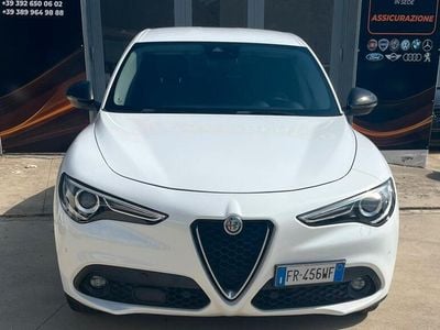Usata Alfa Romeo Stelvio Business 179 CV (131 kW) 2018 Bianco SUV
