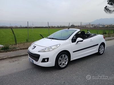 Occasion Peugeot 207 CC 120 ch (88 kW) 2010 Blanc Cabriolet