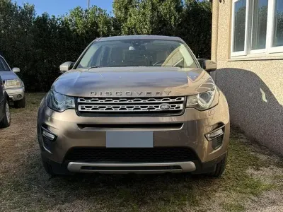 Usata Land Rover Discovery 179 CV (131 kW) 2015 Marrone SUV