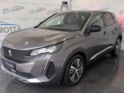 Usata Peugeot 3008 Allure 131 CV (96 kW) 2023 Grigio platinum met SUV