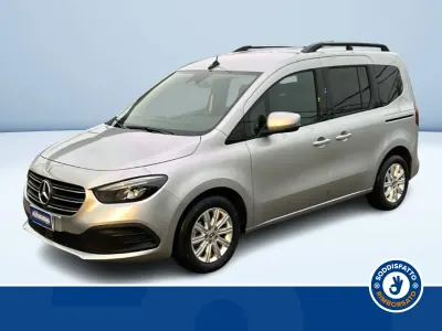 Usata Mercedes T180 116 CV (85 kW) 2026 Grigio metallizzato Monovolume