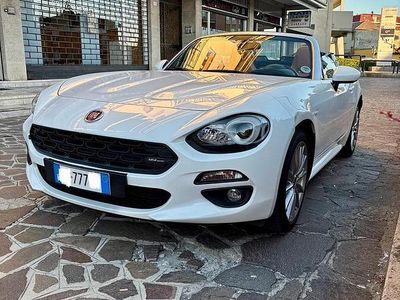 Usata Fiat 124 Spider Lusso 140 CV (102 kW) 2017 Bianco Cabrio