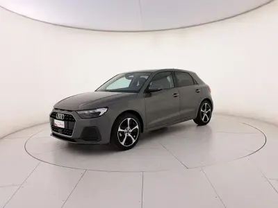 Usata Audi A1 Sportback Business 116 CV (85 kW) 2025 Grigio chronos metallizzato Utilitaria