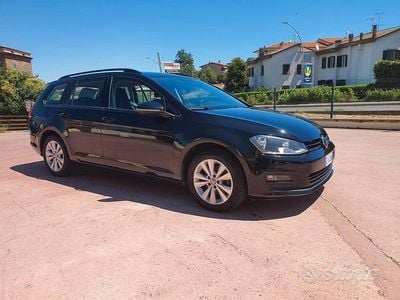 Usata VW Golf VII 110 CV (80 kW) 2016 Nero Station wagon