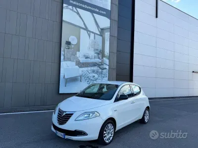 Usata Lancia Ypsilon S 95 CV (69 kW) 2012 Beige Utilitaria