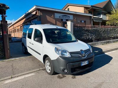 usata Renault Kangoo *MAXI*AUTOCARRO 5 POSTI*