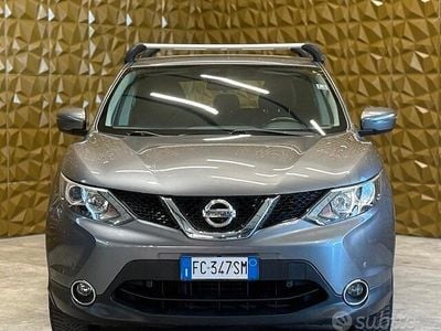Usata Nissan Qashqai Acenta 110 CV (80 kW) 2016 Grigio SUV