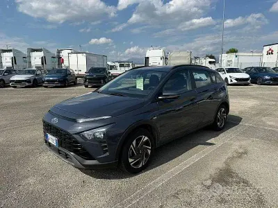 Usata Hyundai Bayon 100 CV (73 kW) 2022 Grigio SUV