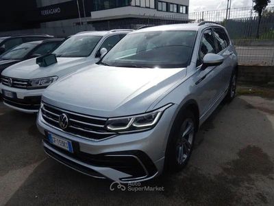 Usata VW Tiguan R-line 150 CV (110 kW) 2021 Argento SUV