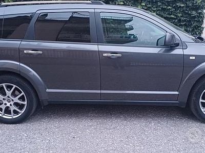 Usata Fiat Freemont 170 CV (125 kW) 2014 Grigio SUV