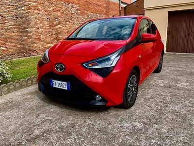 Rosso Usata 2018 Toyota Aygo X-play Utilitaria | 9800 € (Ottimo prezzo)