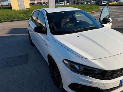 Usata Fiat Tipo Sport 100 CV (73 kW) 2021 Bianco Berlina